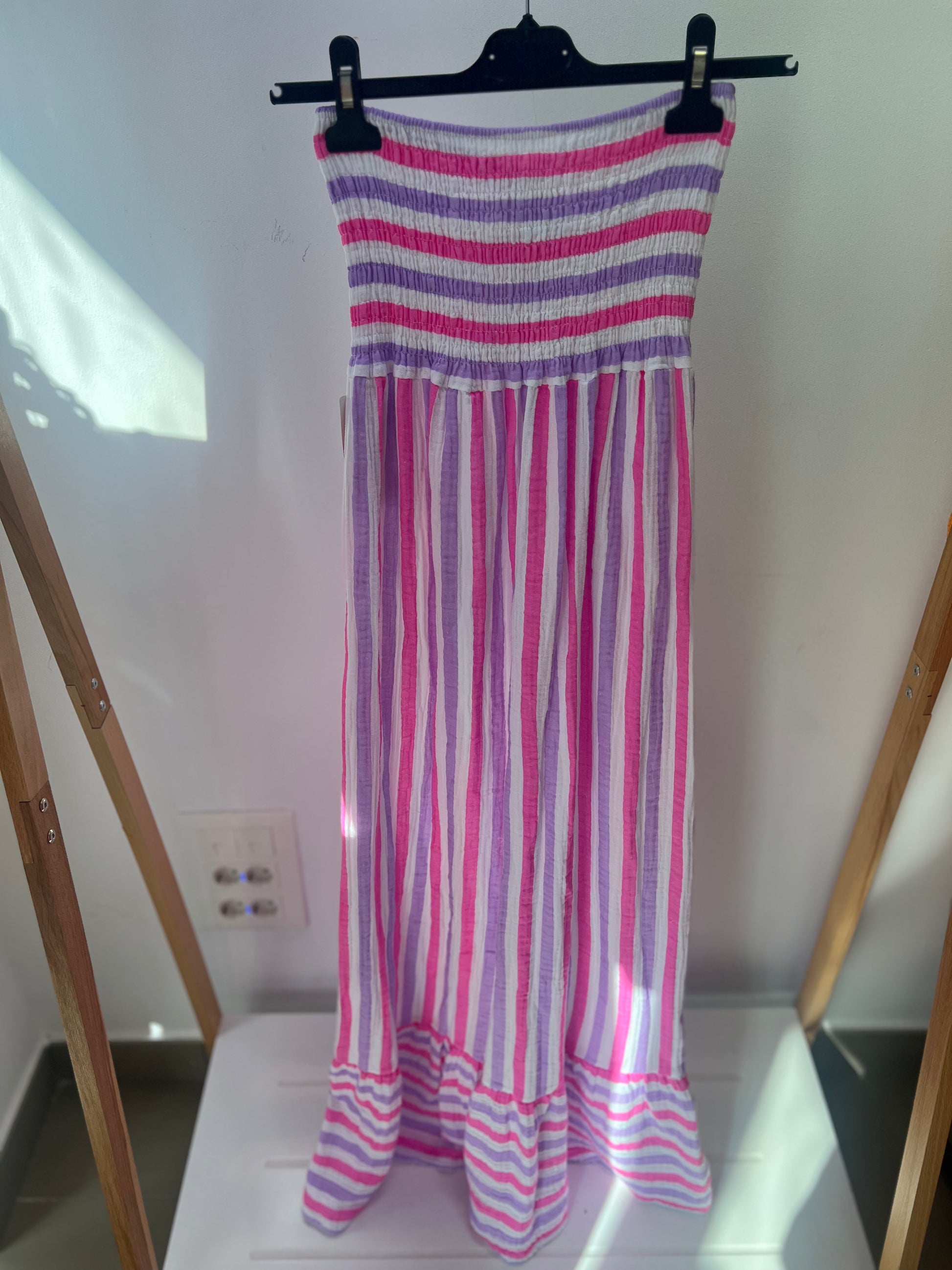 Vestido Largo Rayas – Estilo Palabra de Honor