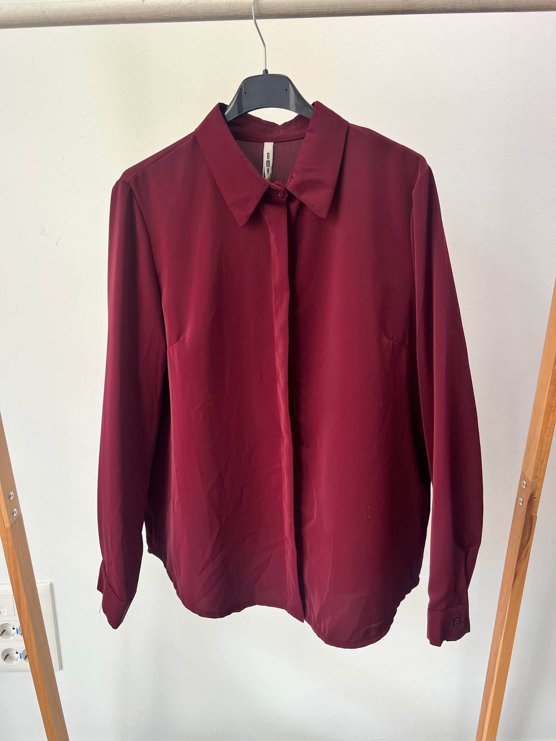 Camisa básica fluida