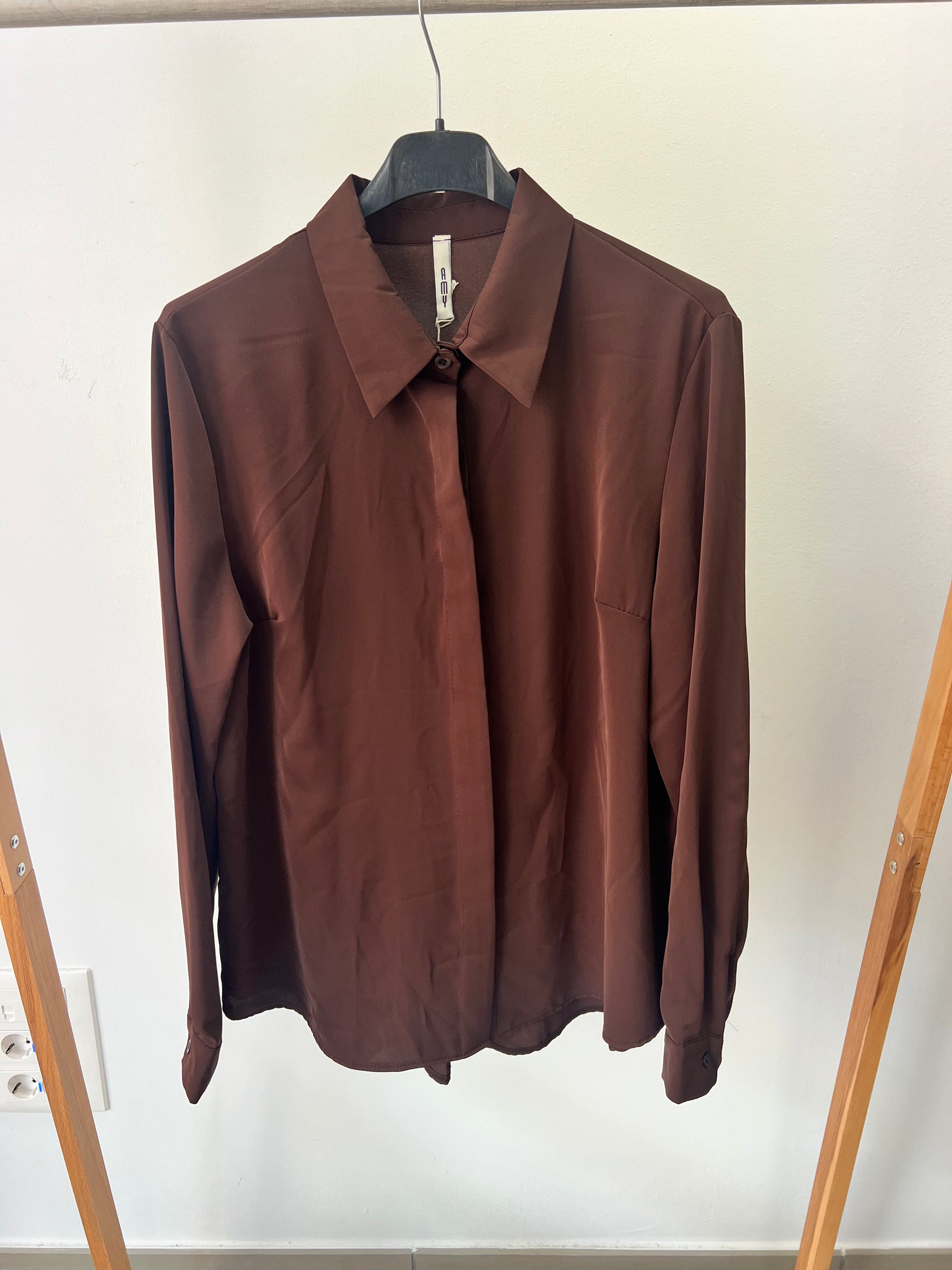 Camisa básica fluida